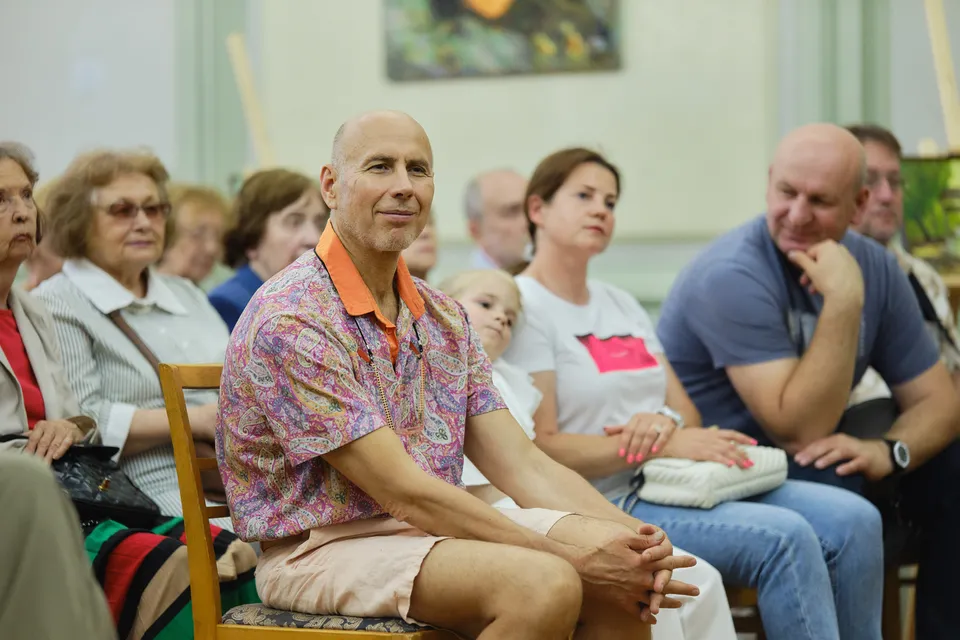 Roads of Love — photo 20 · 08.06.2024, National Scientific Medical Library of Ukraine, Kyiv
